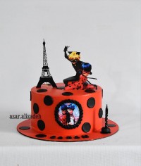 کیک دختر کفشدوزکی