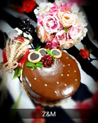 کیک شکلاتی باروکش سس نسکافه