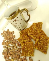 بادوم سوخته توهوای سرد خیلی میچسبه