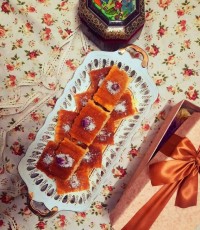 کیک شربتی (باقلوا)