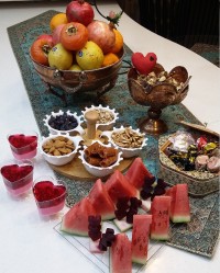 اینم میز یلدای ما