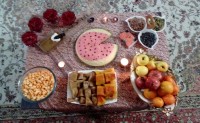 سفره یلدایی?