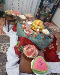 سفره شب یلدای ما خونه پدرم