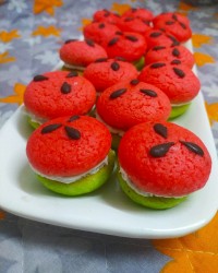 کلوچه کرمدار هندوانه ای