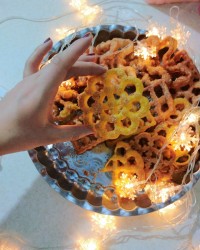 شیرینی پنجره ای