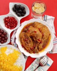 خورشت مرغ، انار و بادمجان