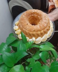 کیک شیر داغ