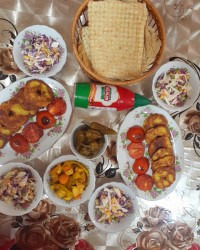 ناهار روزپنجشنبه،کتلت،سالادمکزیکی