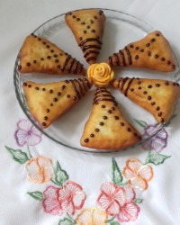 پیراشکی شکلاتی فوری