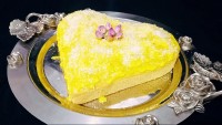 کیک گلاب وزعفران♡