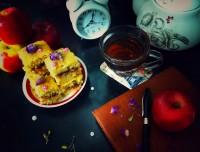 کیک سیب وگردو