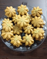 شیرینی آرد نخودچی