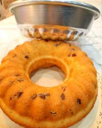 کیک کشمشی و گردویی