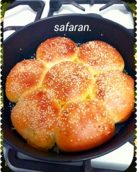 نان صبحانه و عصرانه