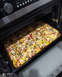 پیتزای گوشت وقارچ با دستور سرآشپز پاپیون عزیز