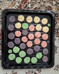 بیسکویت دکمه ای