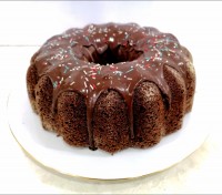 کیک شکلاتی دو تخم مرغی