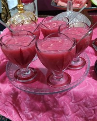 یه خوشمزه جان زن دایی پز ?