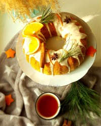 کیک هویج کرمدار