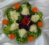 تزئین سالاد فصل
