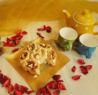 شیرینی رول دارچینی