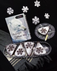 کیک بدون تخم مرغ وکره