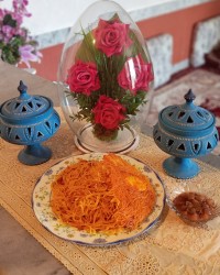 نهار امروز ما ماکارونی .جاتون خالی دوستان