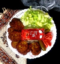 کتلت مرغ کنجدی
