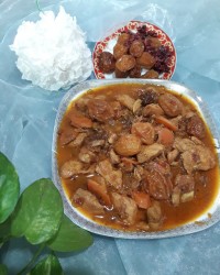 خورشت آلو زرشک با مرغ