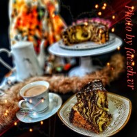 کیک زبرا زعفرونی بدون فر و همزن