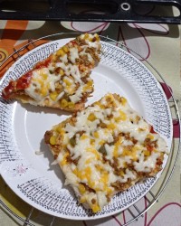 پیتزا با نون تست