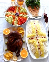 اکبر جوجه با سس مخصوص