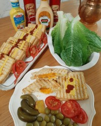 پنینی مرغ سوخاری