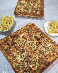 ی پیتزای خوشمزه باعزیزان