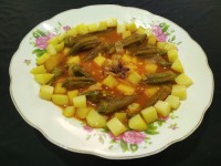 خوراک بامیه تند