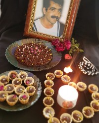 حلوا سه آرد با شیره خرما