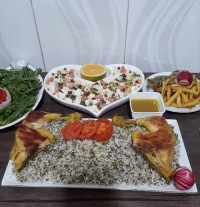 این غذا خیلی خوشمزست امتحان کنید
