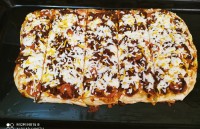 پیتزا با خمیر خونگی