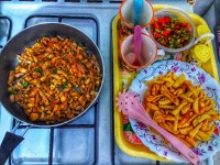 خوراک مرغ و قارچ