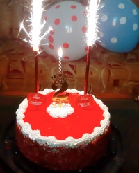 کیک های تولد عشق مامان ❤ آراد❤