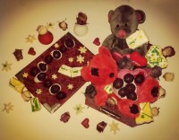 ترافل شکلاتی ساده کپشن خوانده شود