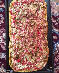پیتزای غول پیکر