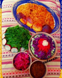 ماکارونی ساده ته دیگ ترشی لیته ترشی کلم