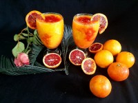 آب پرتغال طبیعی پالپ دار