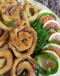 پیراشکی کالباس مدل گل رز