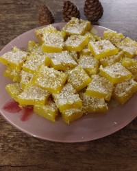 مسقطی زعفرانی