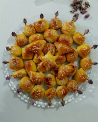 شیرینی دانمارکی یا گل محمدی