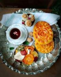 کلوچه فومن بازاری