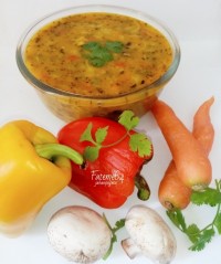 سوپ مرغ مخصوص با عطر آویشن