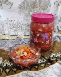 ترشی سالاد فصل